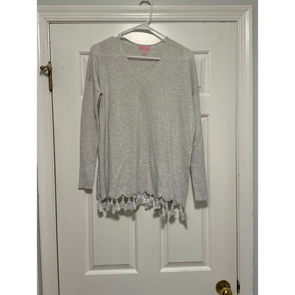 Lilly Pulitzer XXS 100% cotton light grey sweater with tasseled fringed bottom - Picture 1 of 4